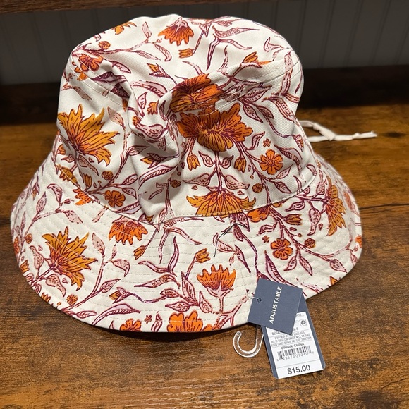 Universal Thread Other - NEW with tags Universal Thread Cotton Blend Hat